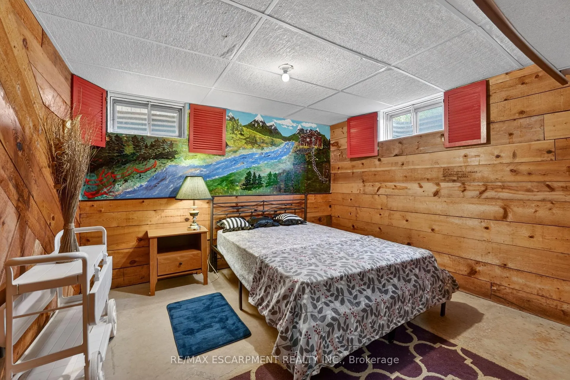 Photo 28 of 13 Cascade Court, St. Catharines, Secord Woods — HOMEH