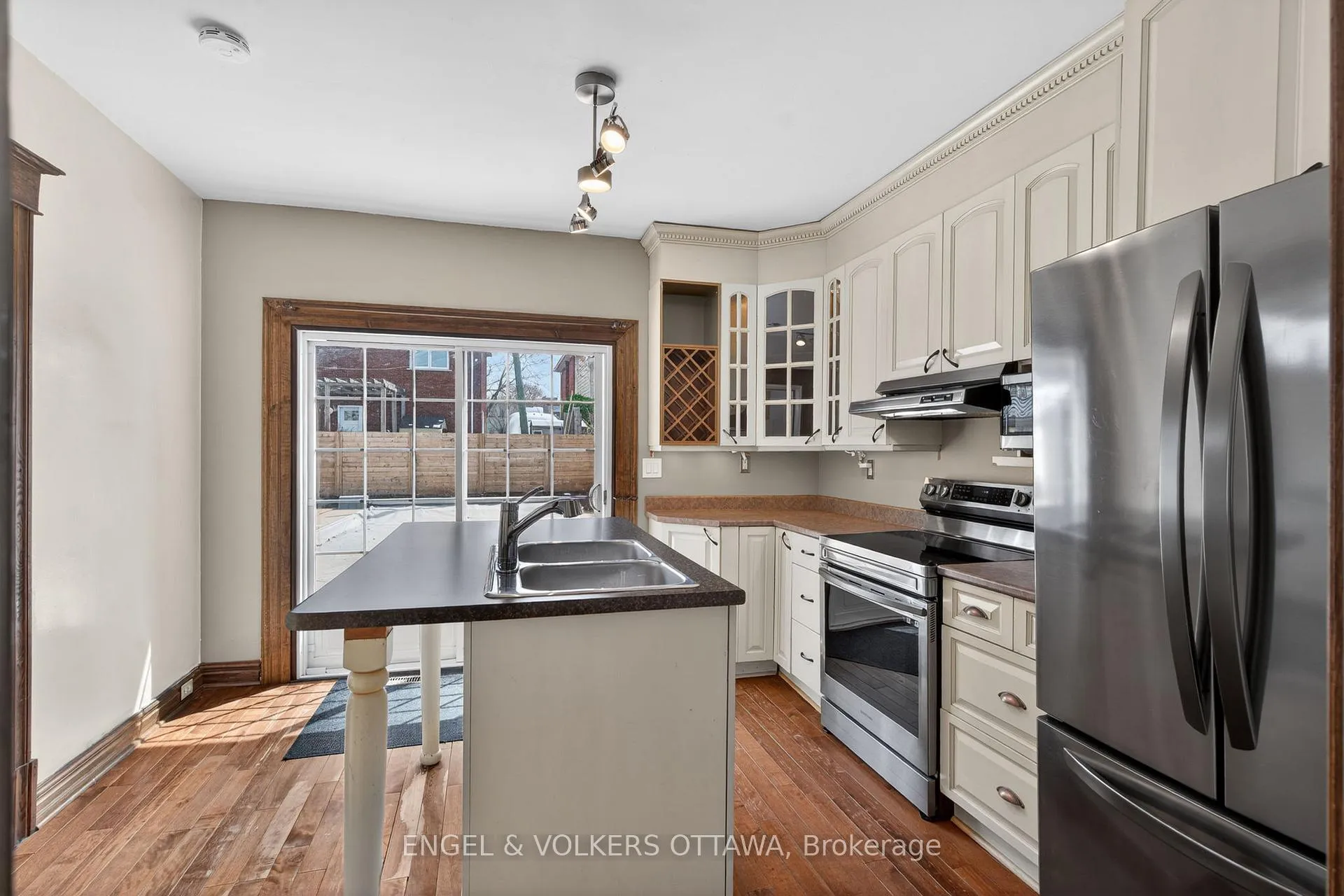 Photo 8 of 434 Byron Avenue, Ottawa, Westboro/Hampton Park — HOMEH