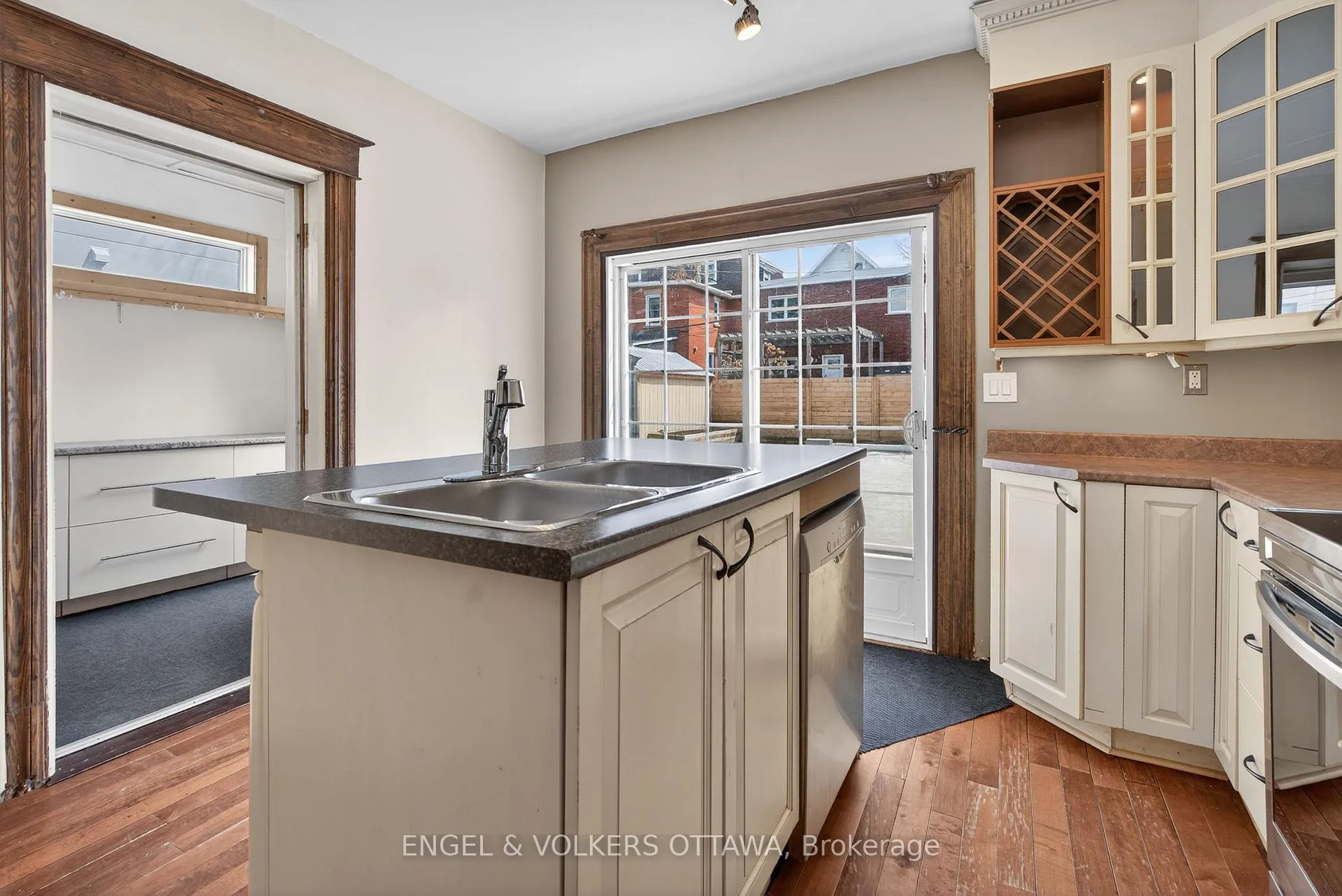 Photo 10 of 434 Byron Avenue, Ottawa, Westboro/Hampton Park — HOMEH