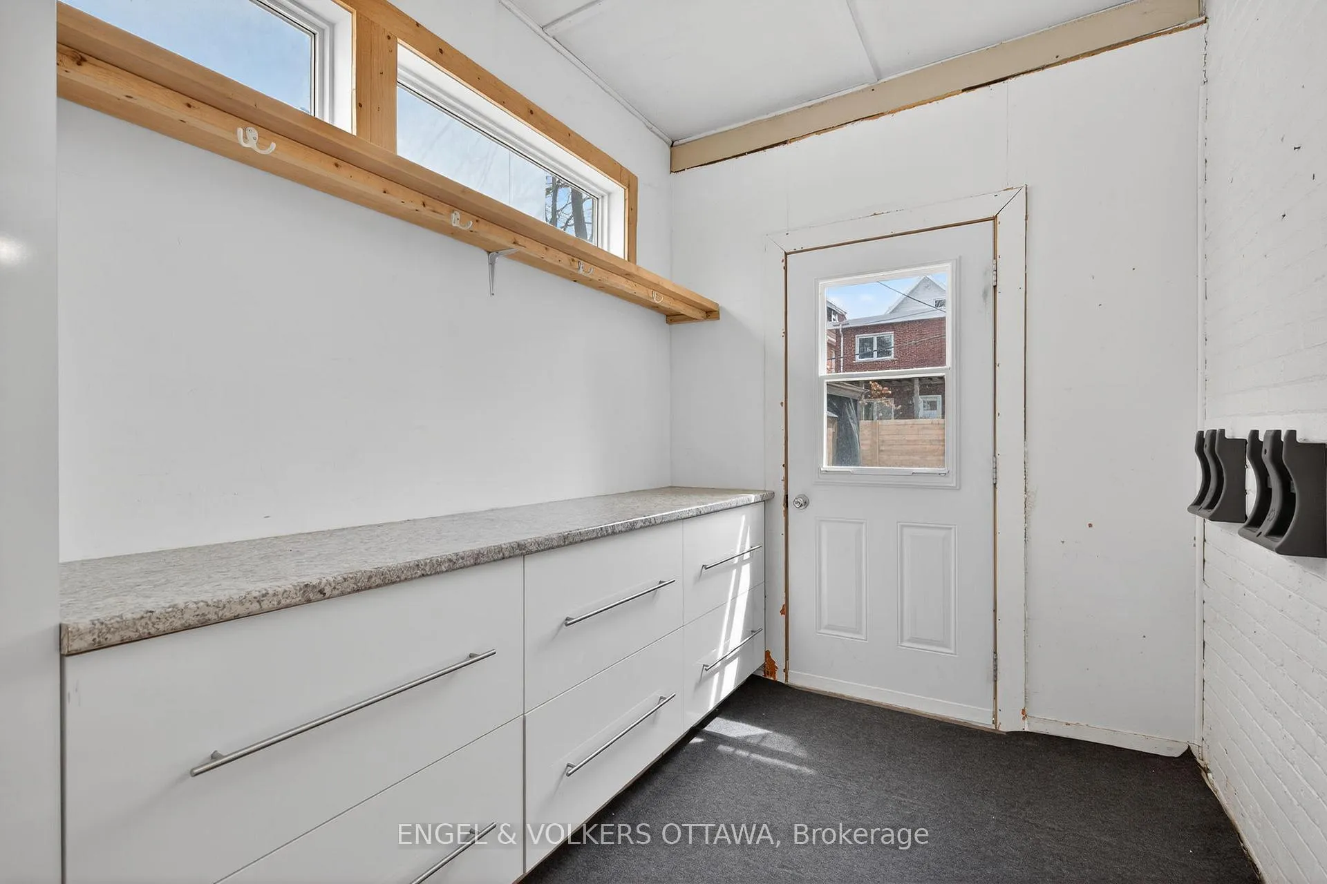 Photo 13 of 434 Byron Avenue, Ottawa, Westboro/Hampton Park — HOMEH
