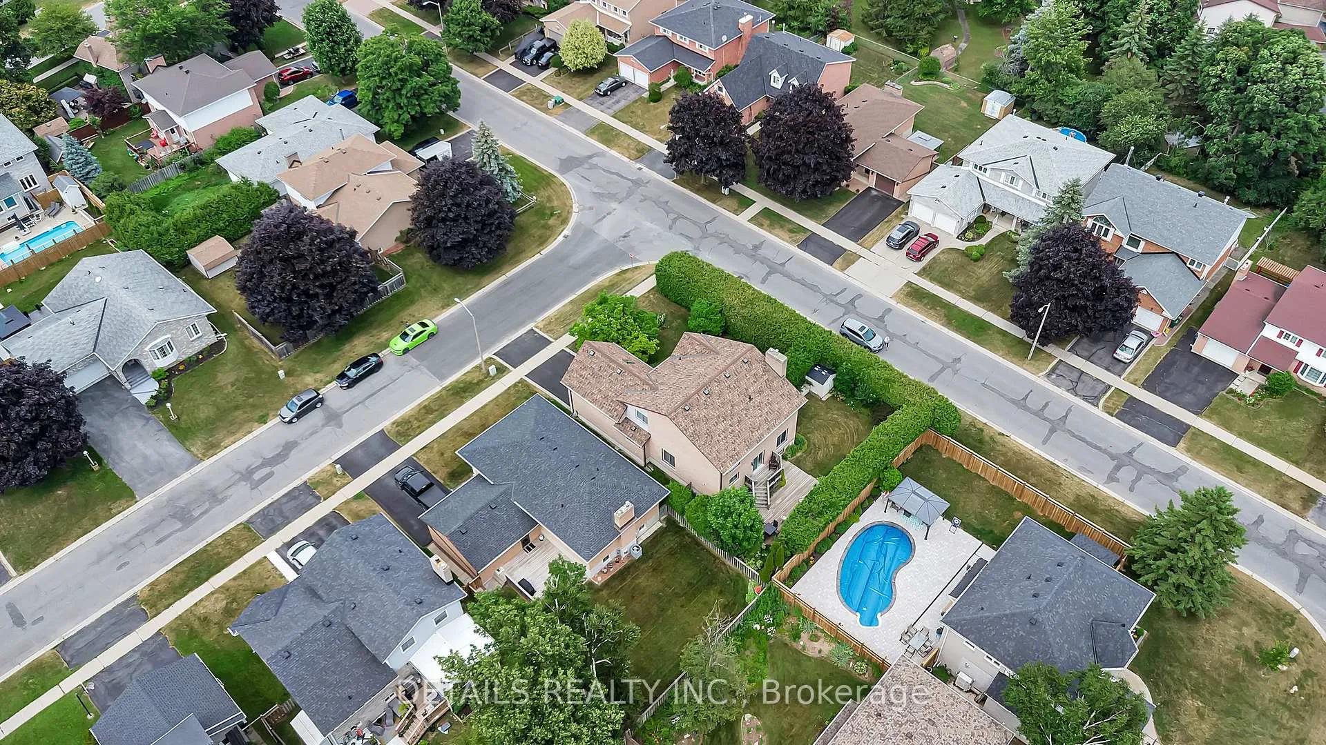 Photo 2 of 1020 Ambleside Crescent, Kingston, North of Taylor-Kidd Blvd — HOMEH