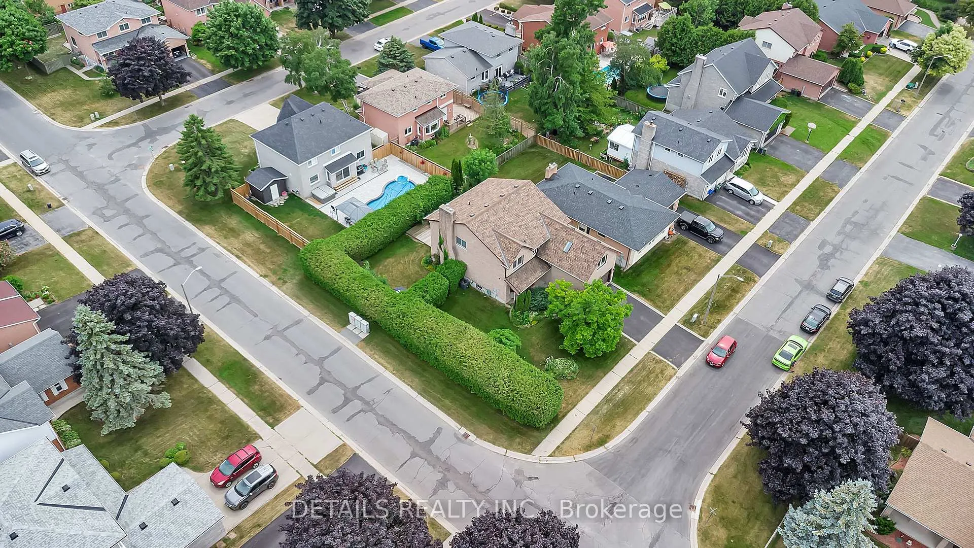Photo 4 of 1020 Ambleside Crescent, Kingston, North of Taylor-Kidd Blvd — HOMEH