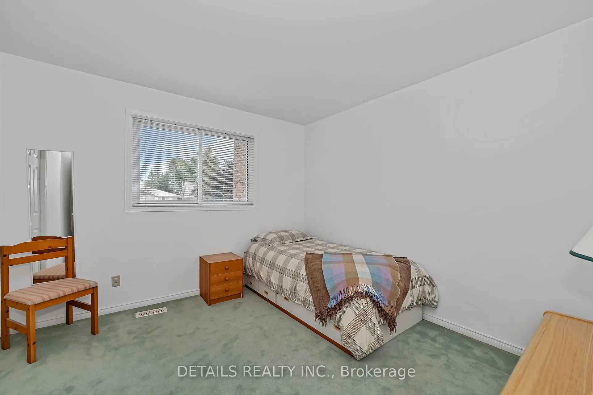 Photo 25 of 1020 Ambleside Crescent, Kingston, North of Taylor-Kidd Blvd — HOMEH