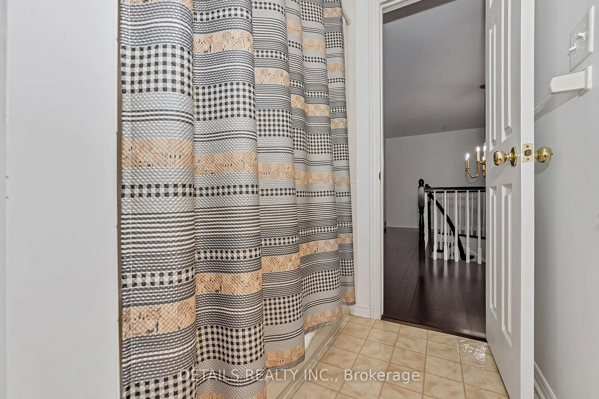 Photo 28 of 1020 Ambleside Crescent, Kingston, North of Taylor-Kidd Blvd — HOMEH