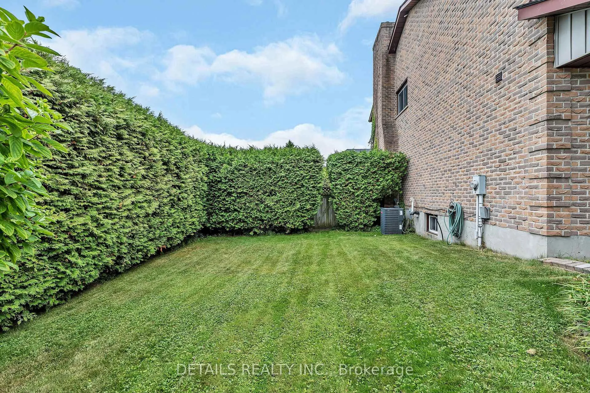 Photo 36 of 1020 Ambleside Crescent, Kingston, North of Taylor-Kidd Blvd — HOMEH