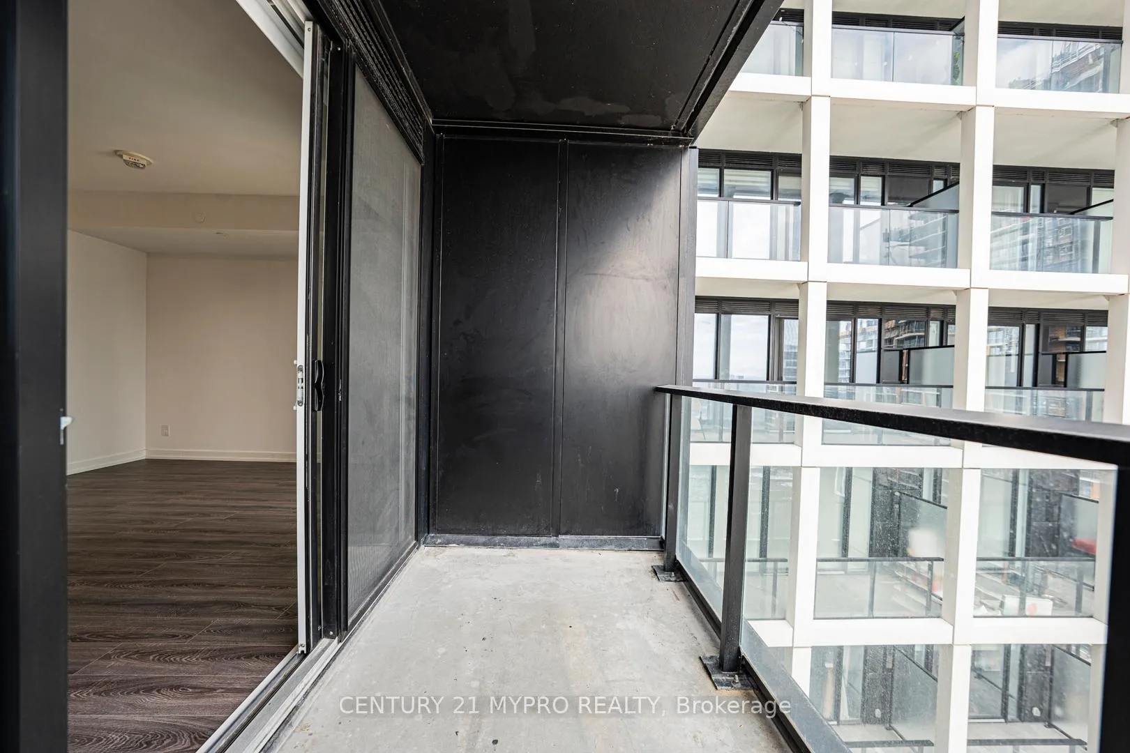 Photo 6 of Unit 2320, 20 Edward Street, Toronto, Bay Street Corridor — HOMEH