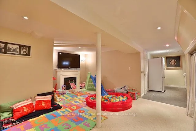 Photo 16 of 76 Willowbank Boulevard, Toronto, Lawrence Park South — HOMEH