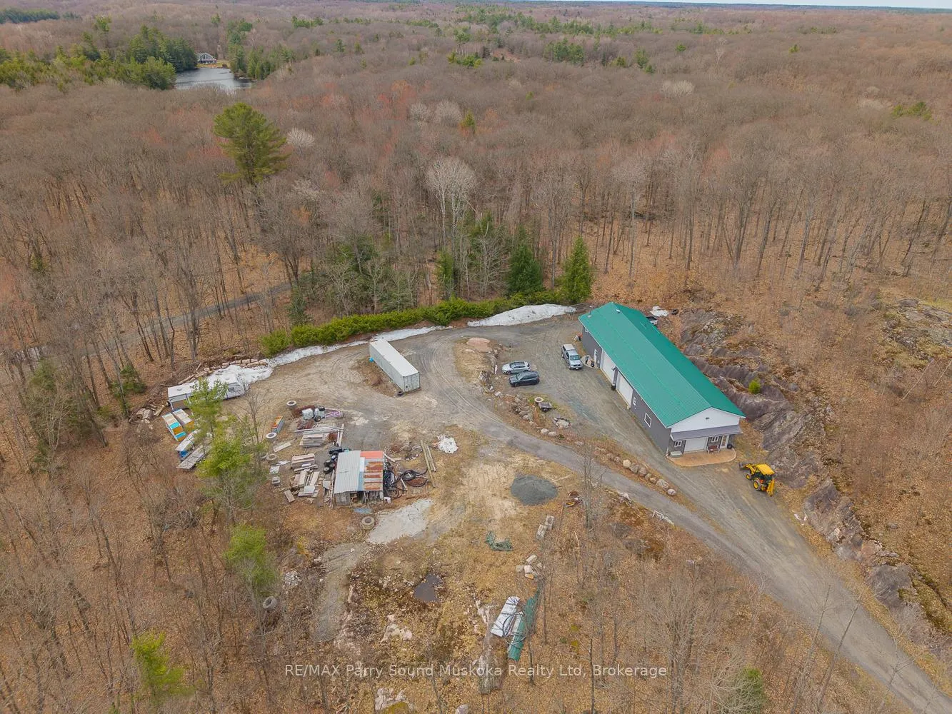 Photo 7 of 92 Blue Lake Road, Seguin — HOMEH