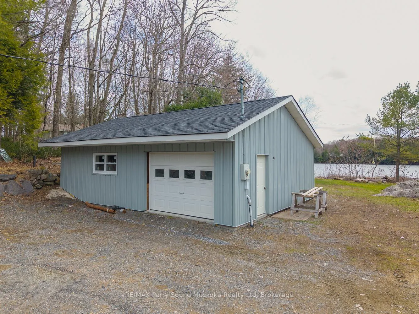Photo 8 of 92 Blue Lake Road, Seguin — HOMEH