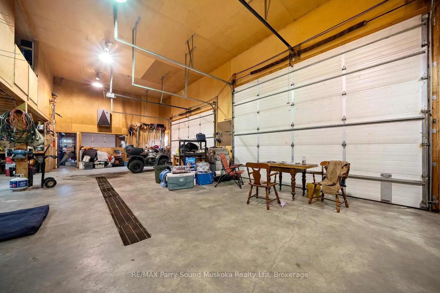 Photo 33 of 92 Blue Lake Road, Seguin — HOMEH