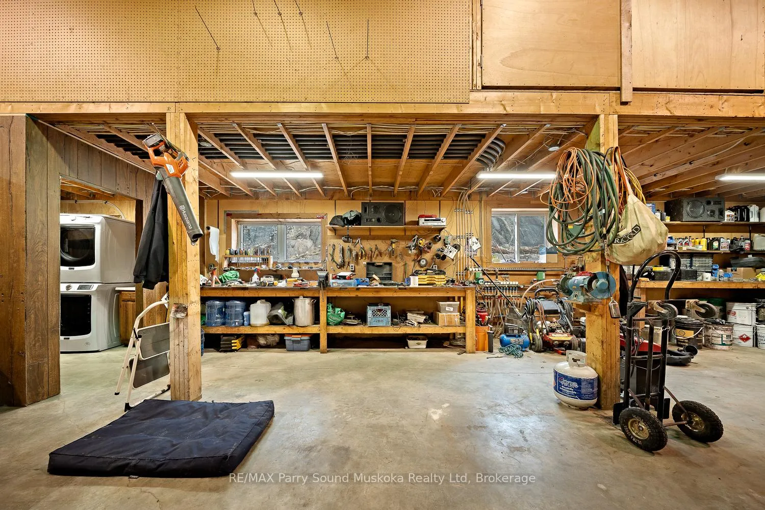 Photo 34 of 92 Blue Lake Road, Seguin — HOMEH