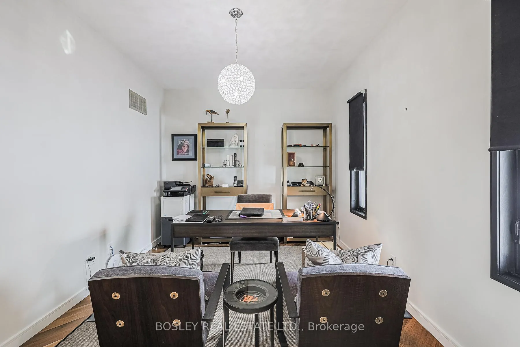Photo 17 of 10 Graystone Gardens, Etobicoke, Islington-City Centre West — HOMEH