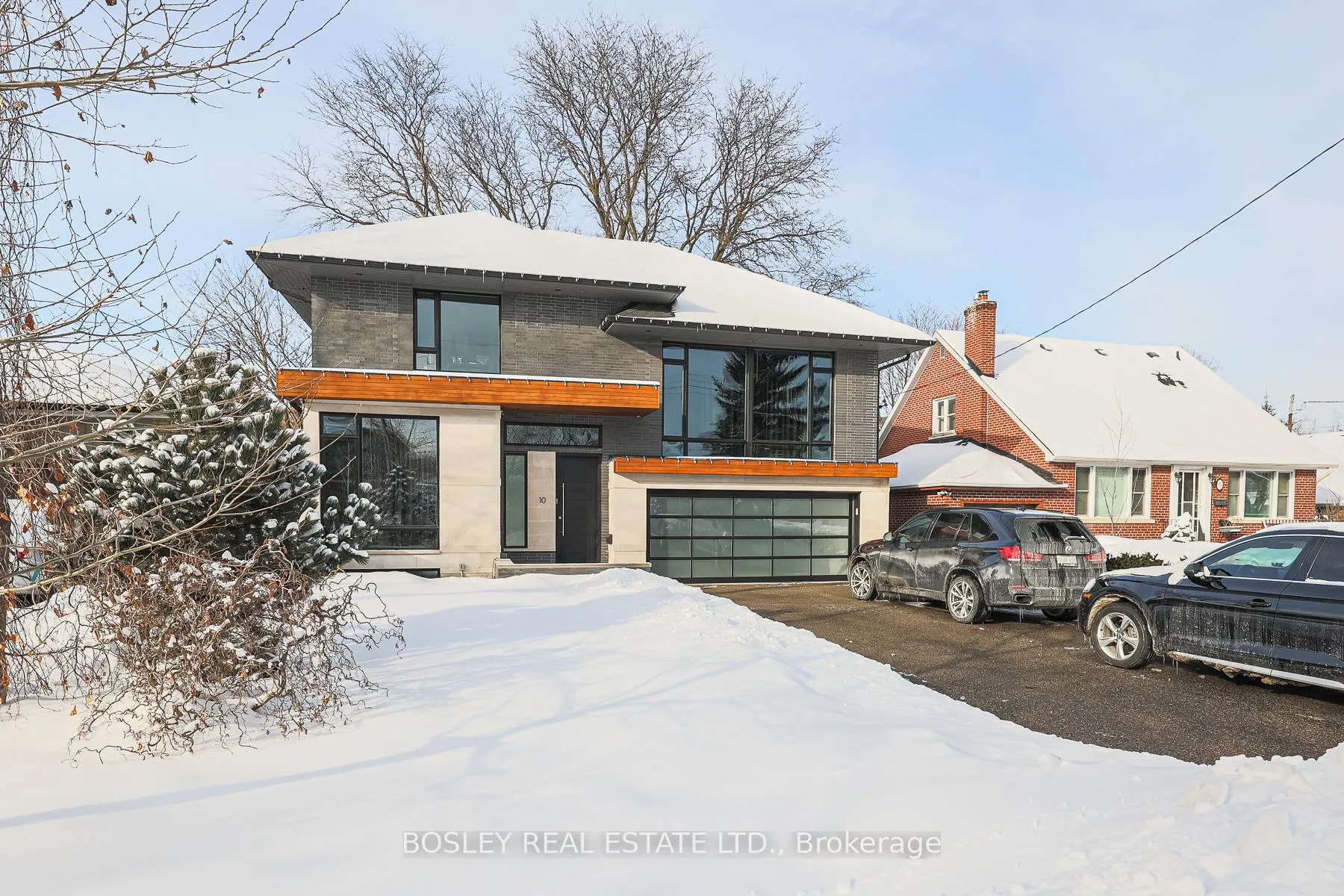Photo 21 of 10 Graystone Gardens, Etobicoke, Islington-City Centre West — HOMEH