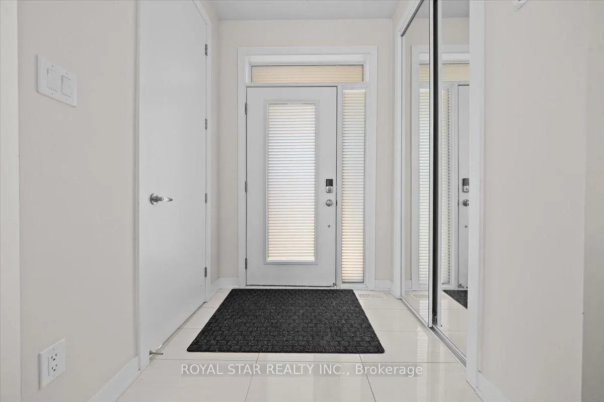 Photo 2 of 2021 Elevation Road, Ottawa, Barrhaven - Half Moon Bay — HOMEH