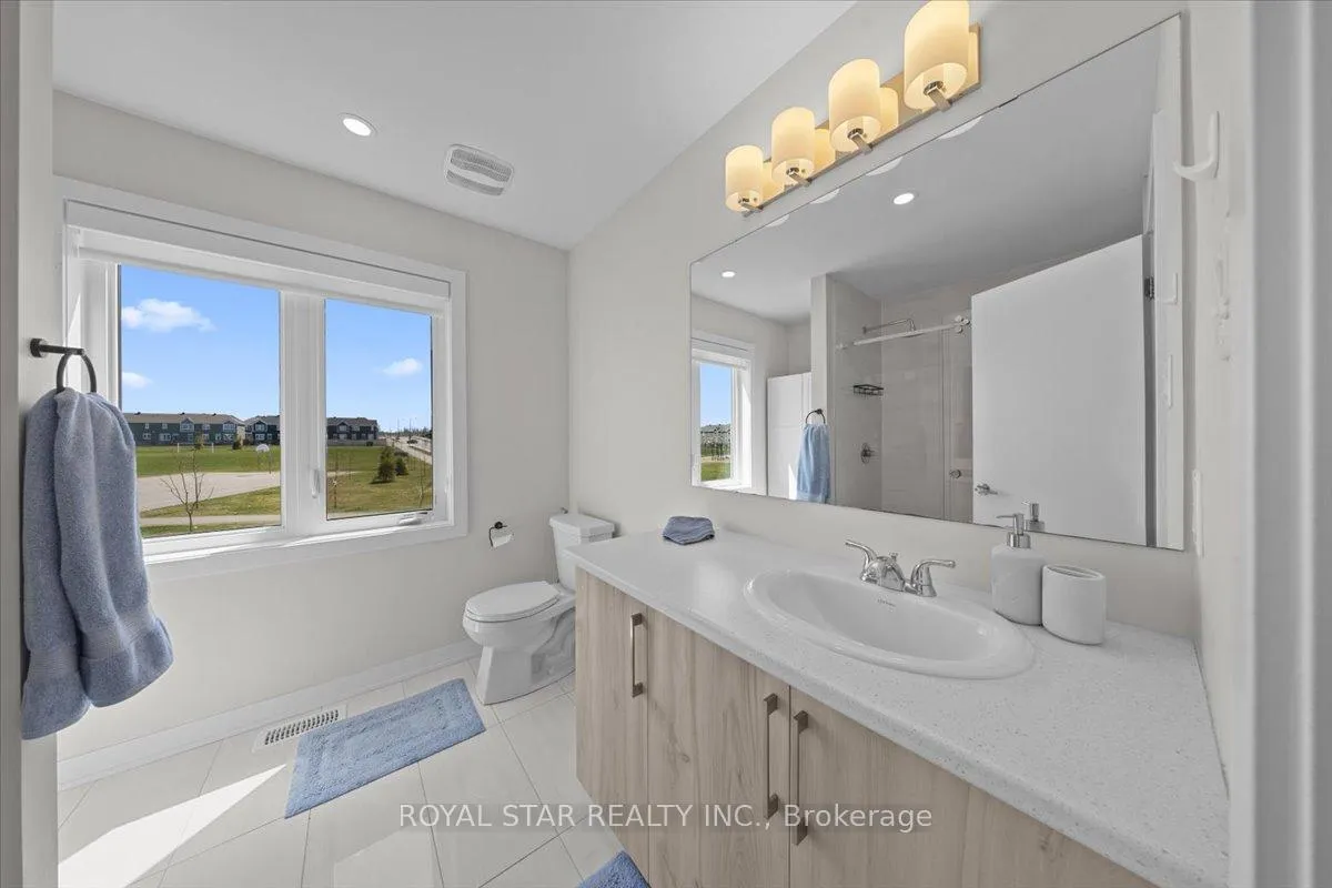 Photo 15 of 2021 Elevation Road, Ottawa, Barrhaven - Half Moon Bay — HOMEH