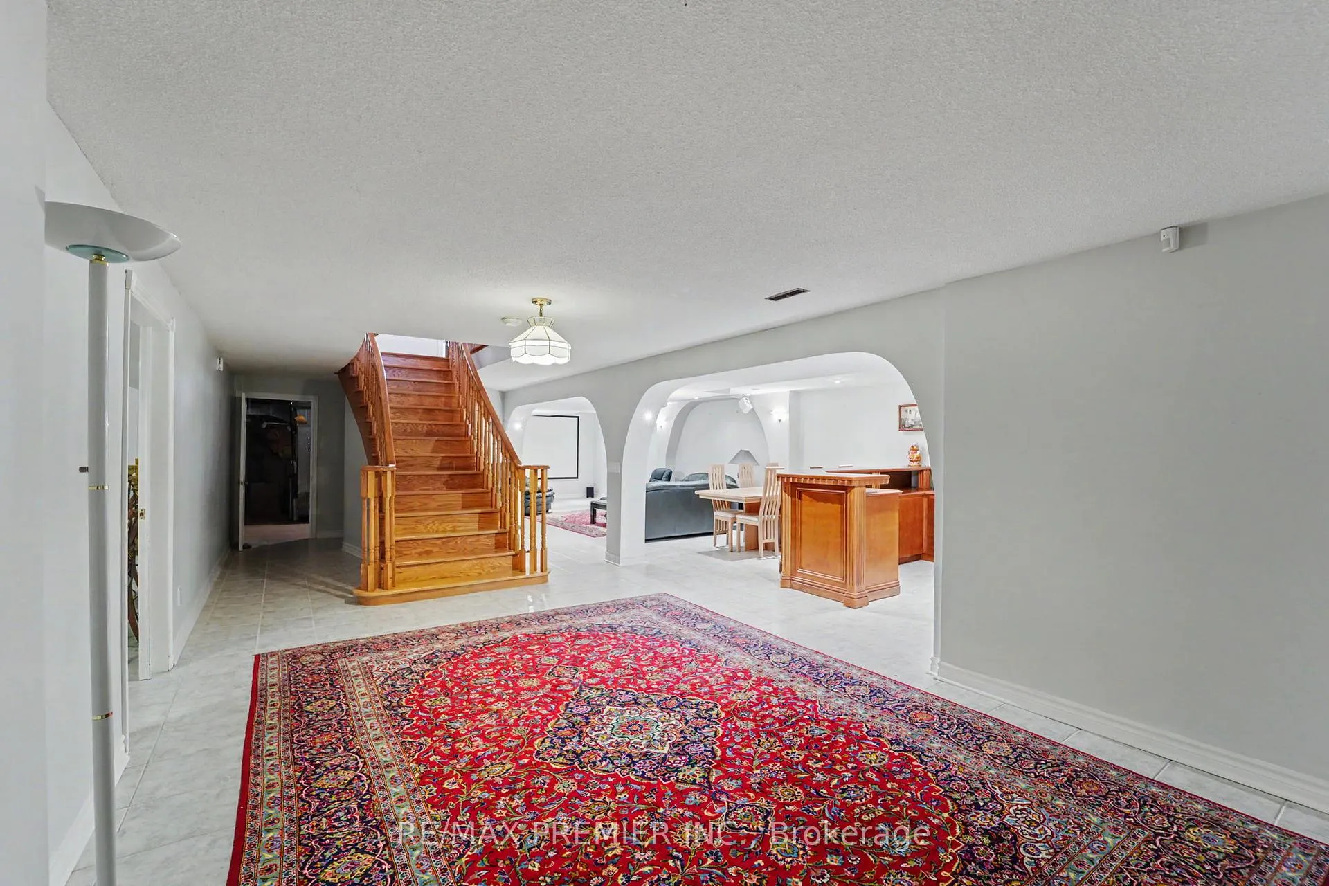 Photo 33 of 112 Bourbon Street, Vaughan, East Woodbridge — HOMEH