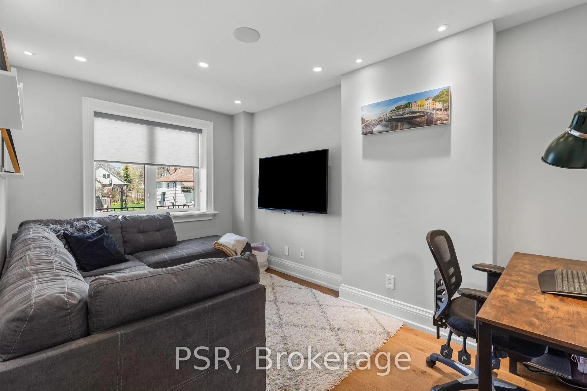 Photo 9 of 176 Troy Street, Mississauga, Mineola — HOMEH