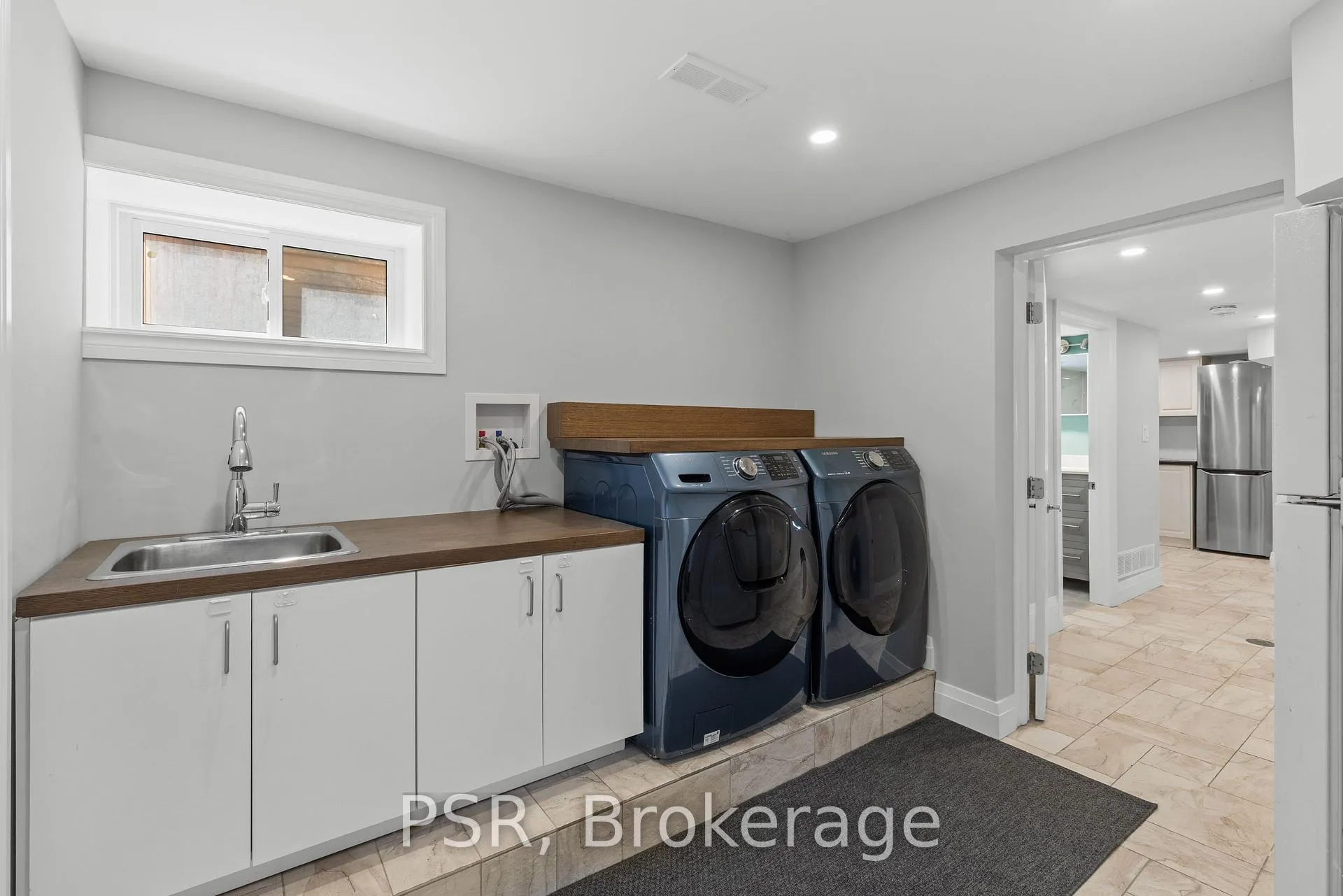 Photo 27 of 176 Troy Street, Mississauga, Mineola — HOMEH