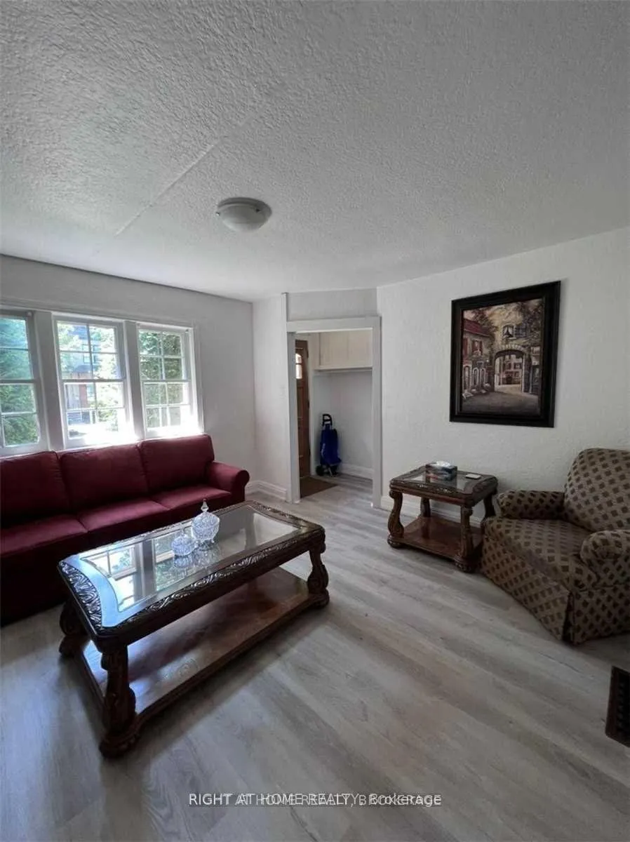 Photo 2 of 280 Woburn Avenue, Toronto, Lawrence Park North — HOMEH