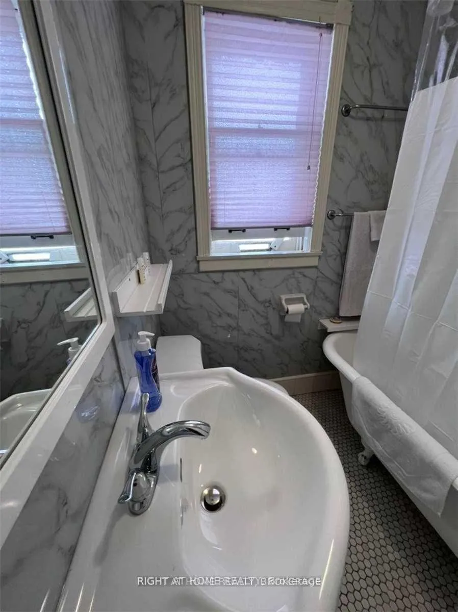 Photo 11 of 280 Woburn Avenue, Toronto, Lawrence Park North — HOMEH