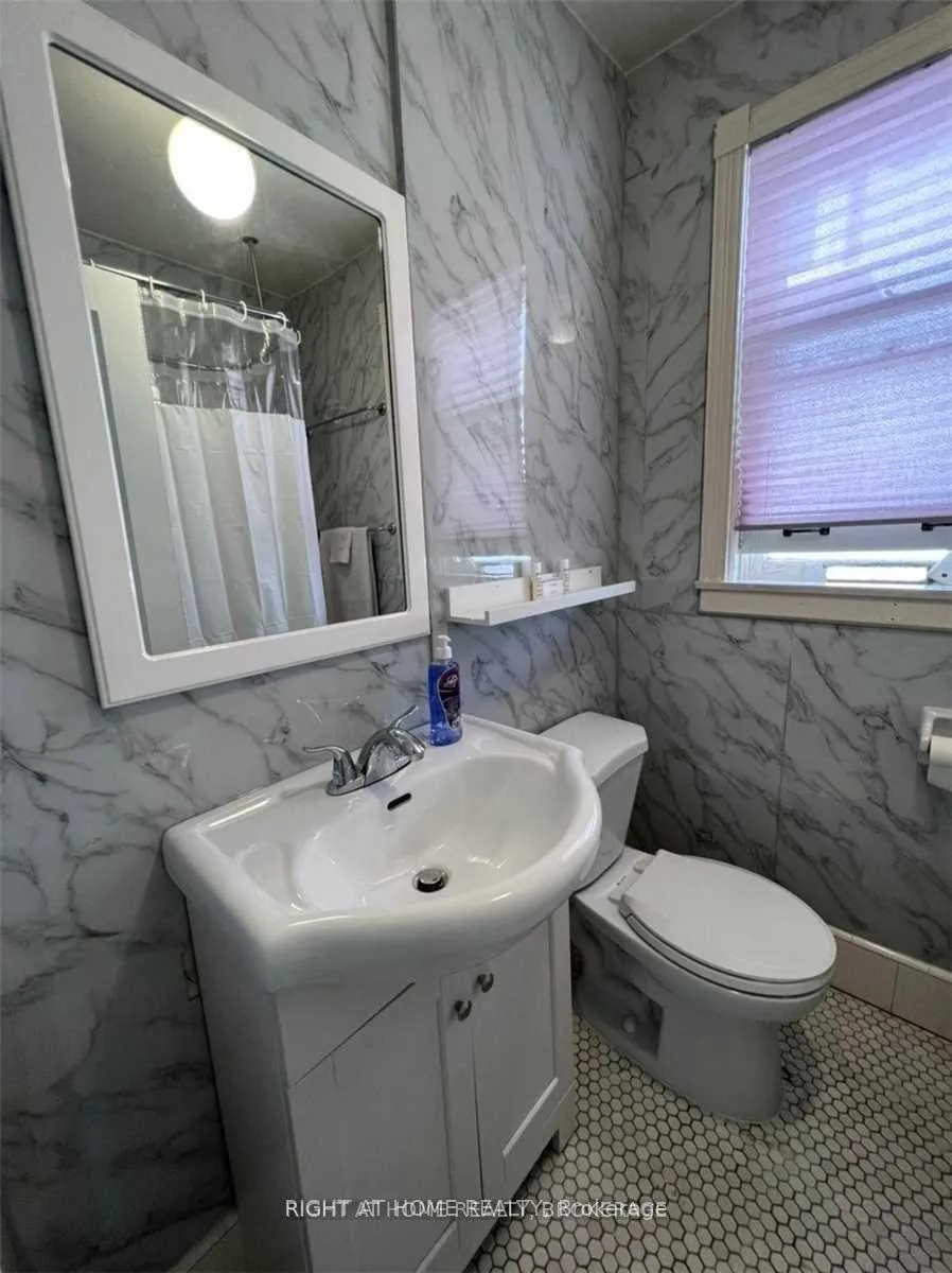 Photo 12 of 280 Woburn Avenue, Toronto, Lawrence Park North — HOMEH