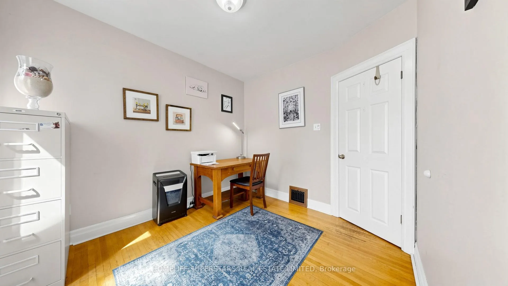 Photo 23 of 61 Albani Street, Etobicoke, Mimico — HOMEH
