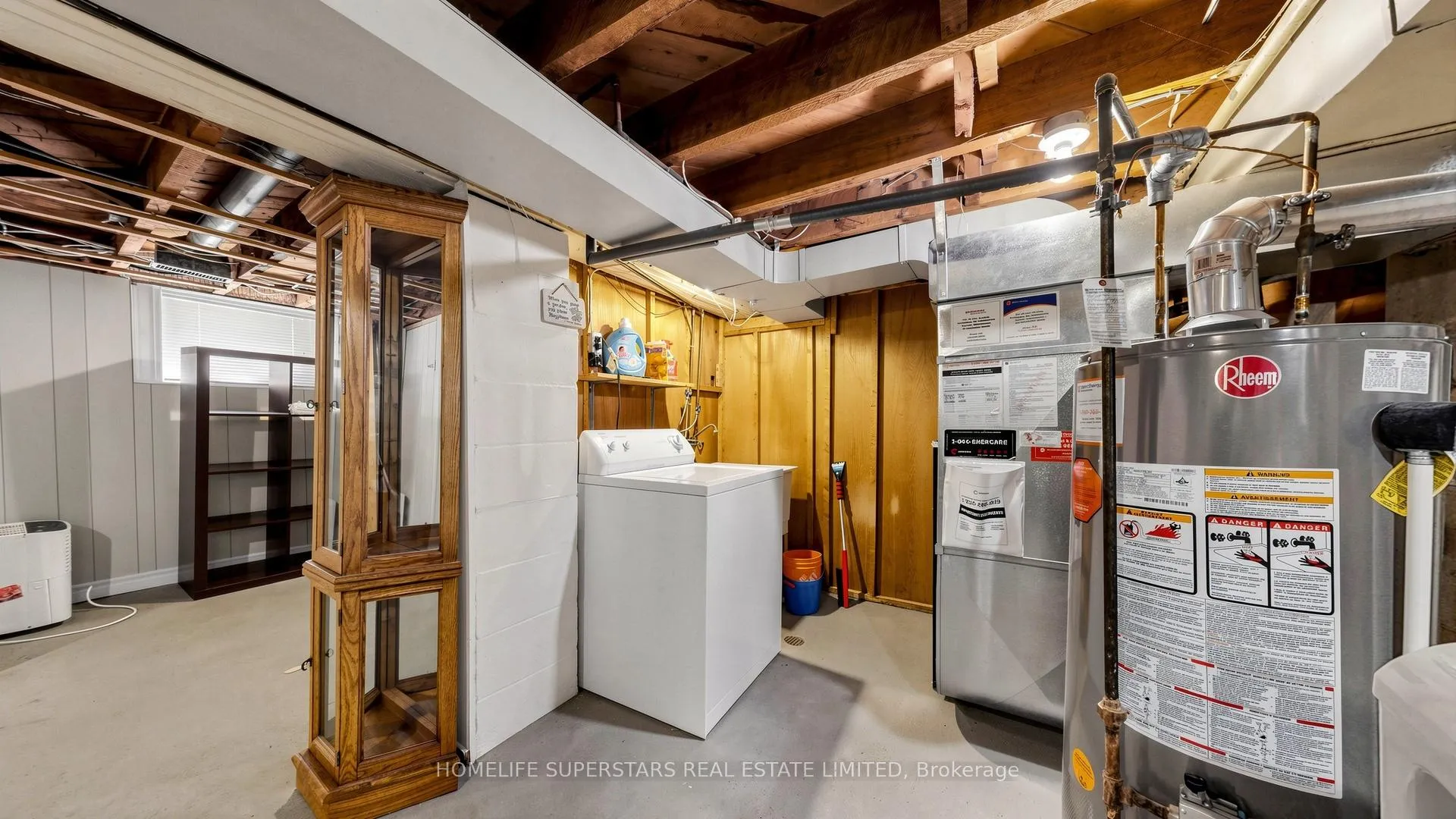Photo 27 of 61 Albani Street, Etobicoke, Mimico — HOMEH