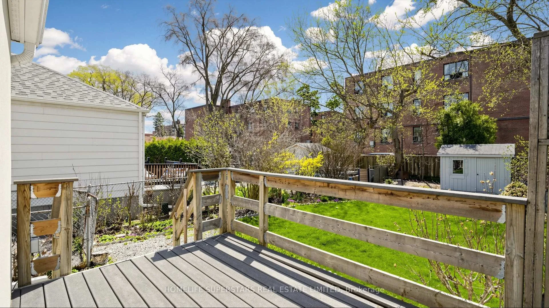 Photo 43 of 61 Albani Street, Etobicoke, Mimico — HOMEH