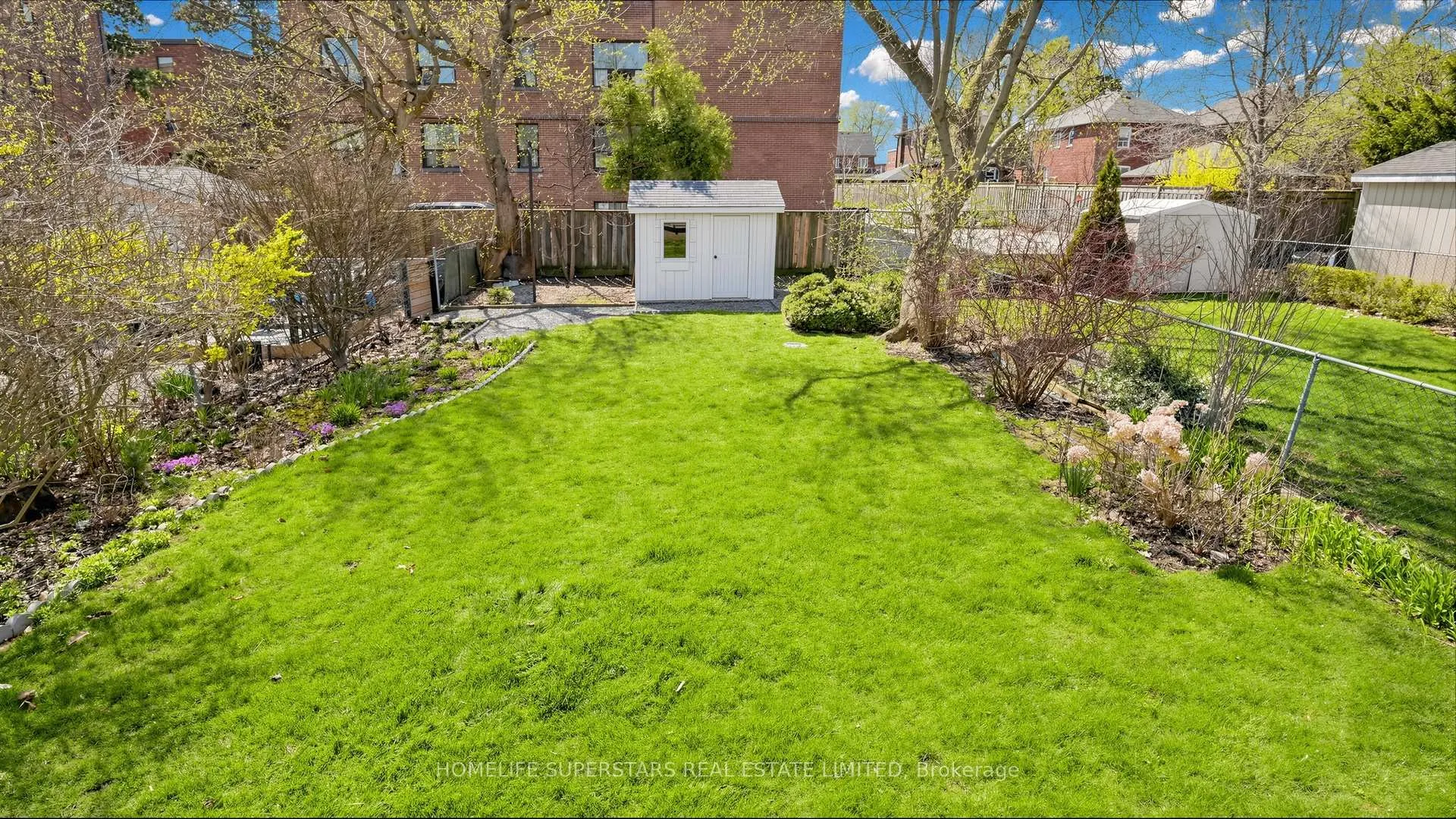 Photo 45 of 61 Albani Street, Etobicoke, Mimico — HOMEH