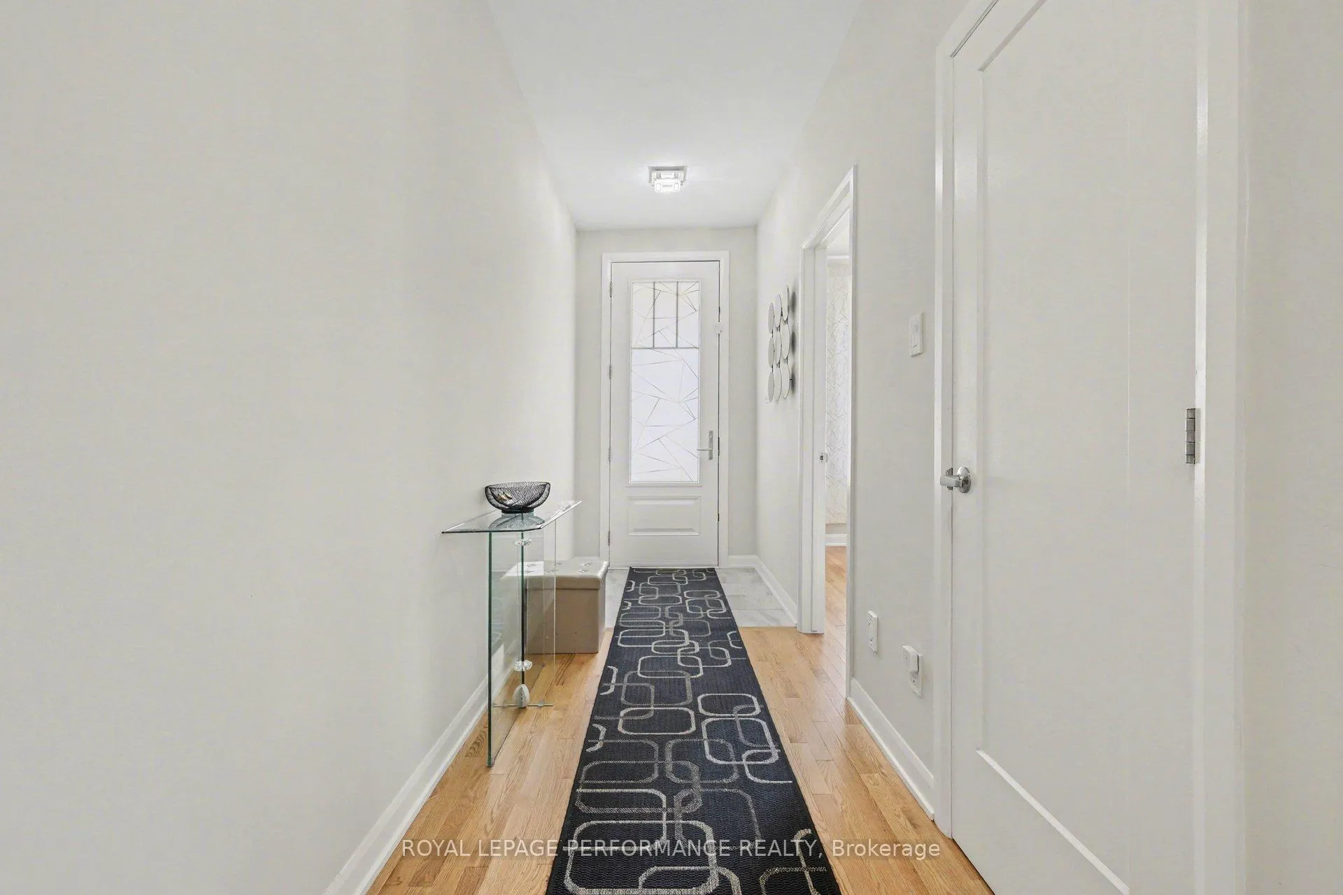 Photo 23 of 791 Coast Circle, Ottawa, Mahogany Community — HOMEH