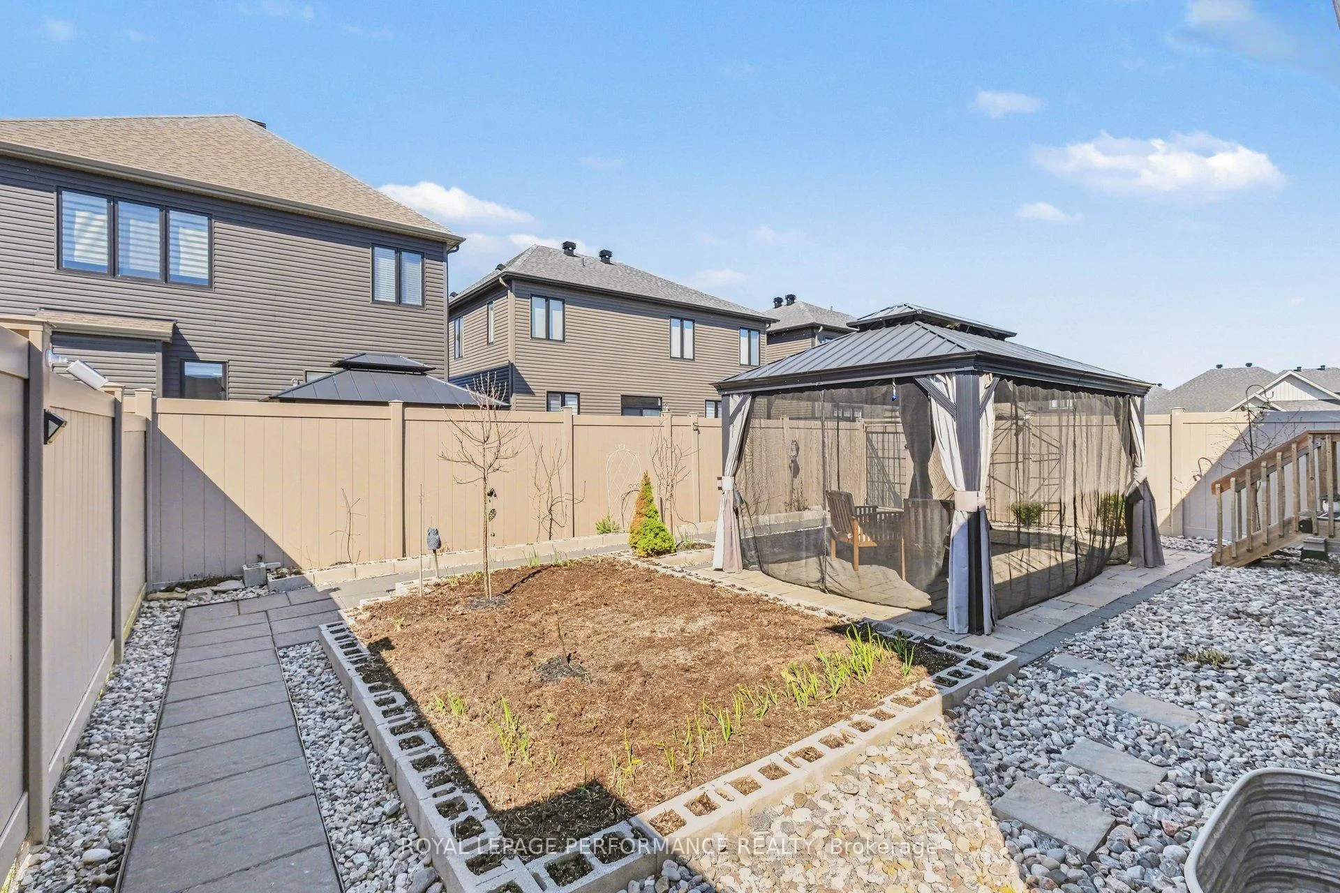 Photo 27 of 791 Coast Circle, Ottawa, Mahogany Community — HOMEH