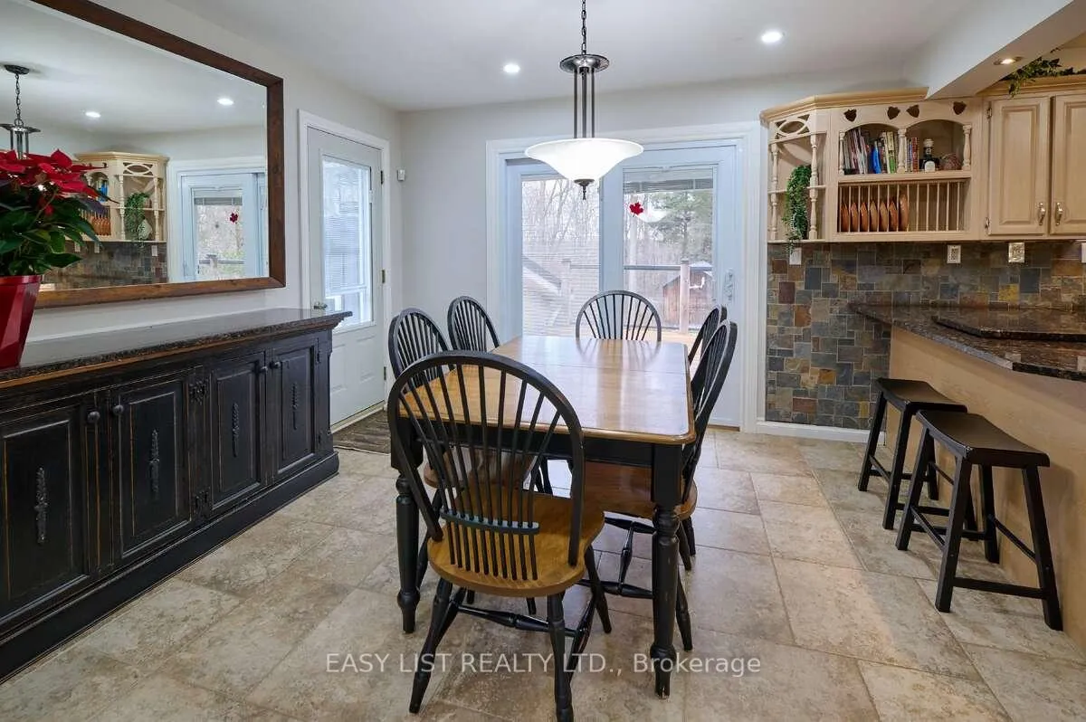 Photo 10 of 1078 Berletts Road, Waterloo — HOMEH