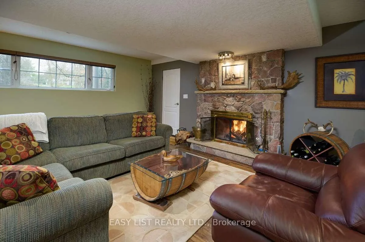 Photo 21 of 1078 Berletts Road, Waterloo — HOMEH
