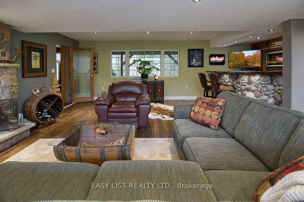 Photo 22 of 1078 Berletts Road, Waterloo — HOMEH