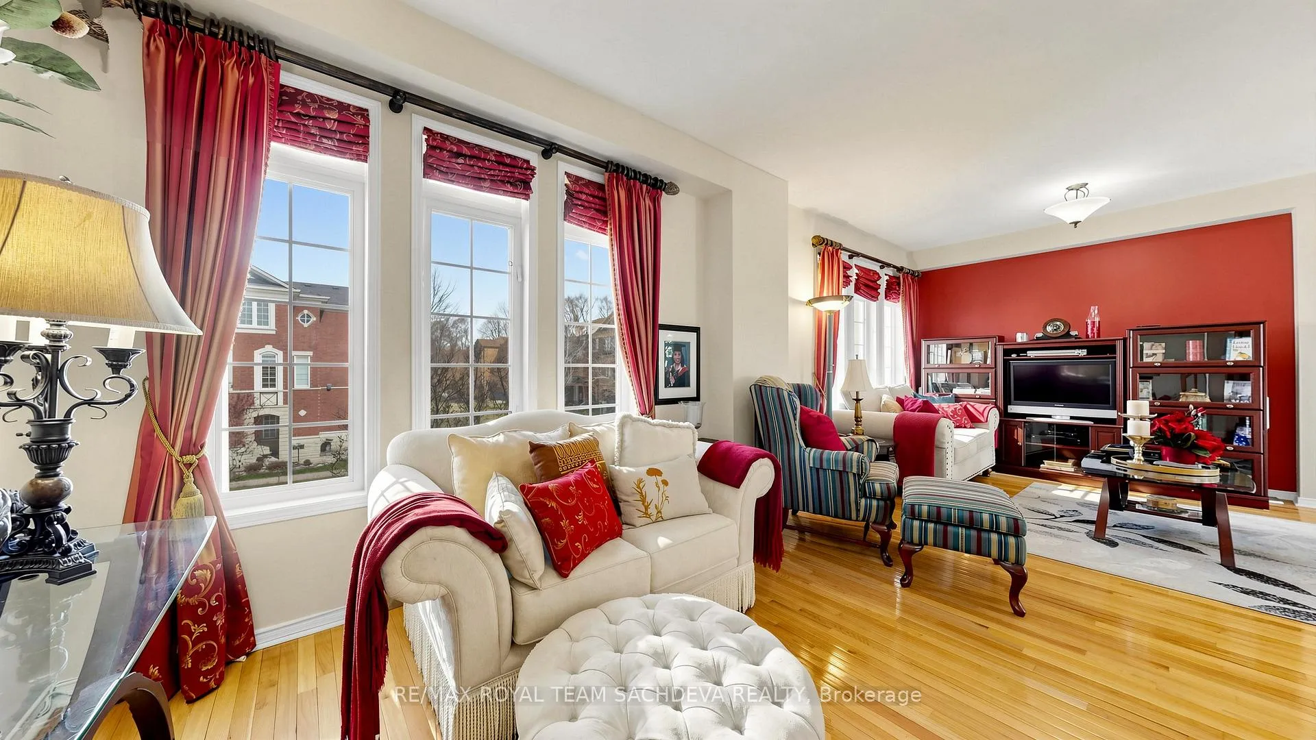 Photo 8 of 86 Stagecoach Circle, Scarborough, Centennial Scarborough — HOMEH
