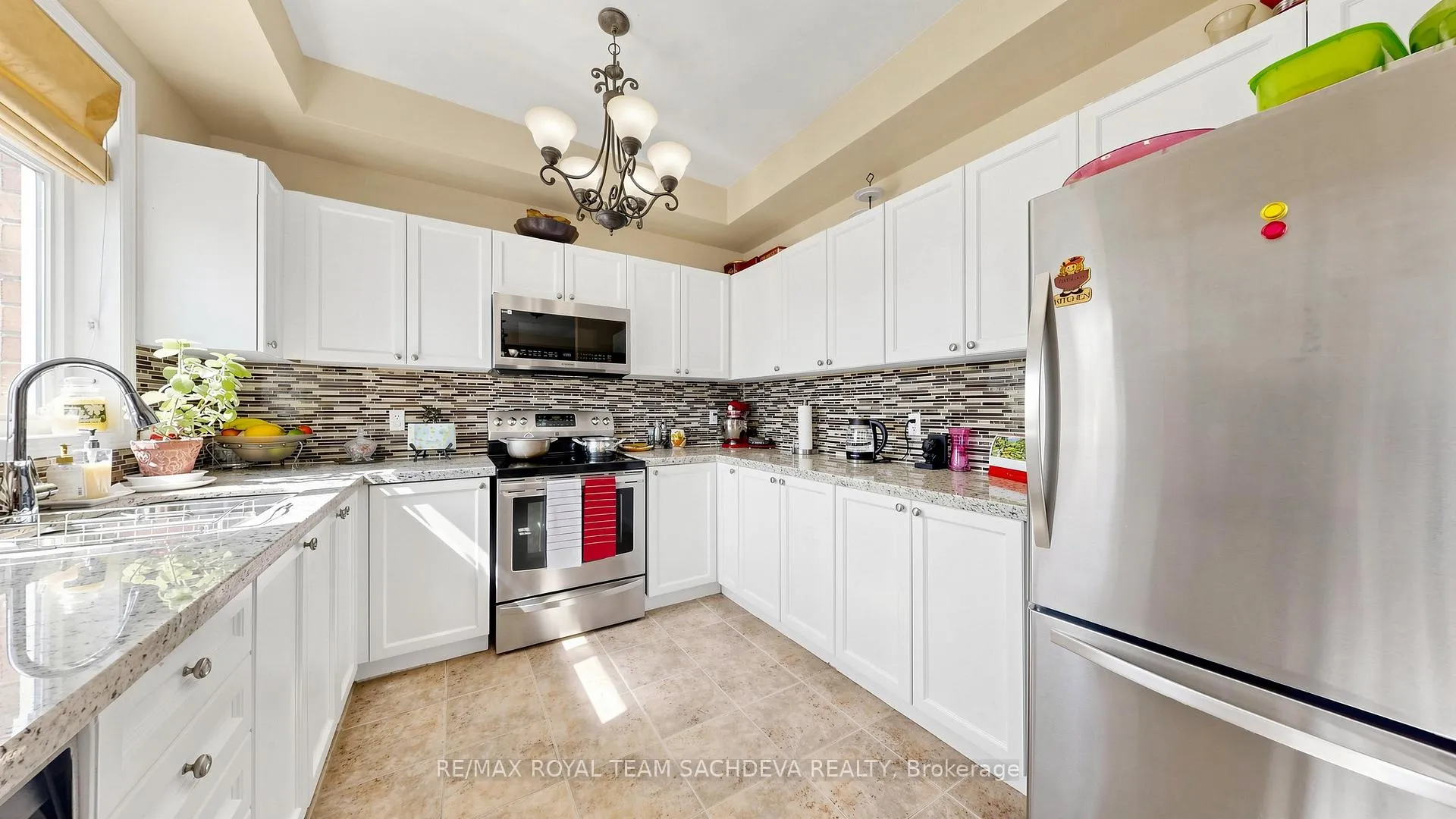 Photo 16 of 86 Stagecoach Circle, Scarborough, Centennial Scarborough — HOMEH