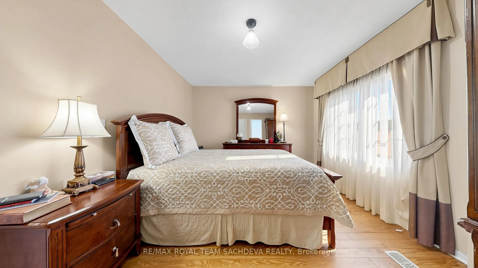 Photo 22 of 86 Stagecoach Circle, Scarborough, Centennial Scarborough — HOMEH