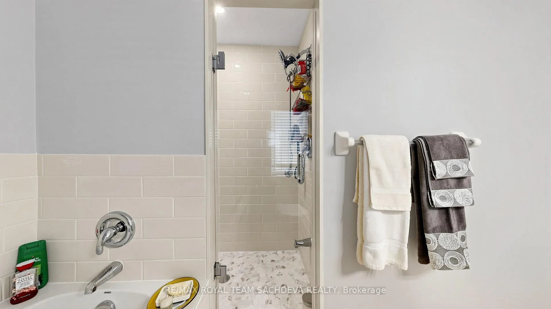 Photo 26 of 86 Stagecoach Circle, Scarborough, Centennial Scarborough — HOMEH