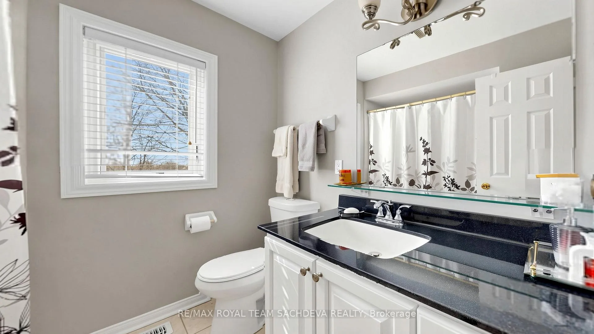 Photo 32 of 86 Stagecoach Circle, Scarborough, Centennial Scarborough — HOMEH
