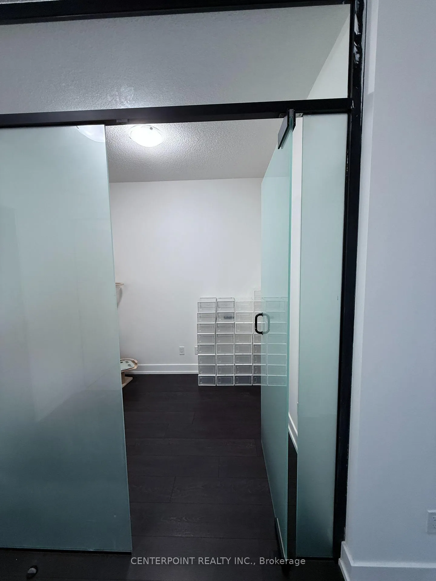Photo 5 of Unit 212W, 268 Buchanan Drive, Markham, Unionville — HOMEH