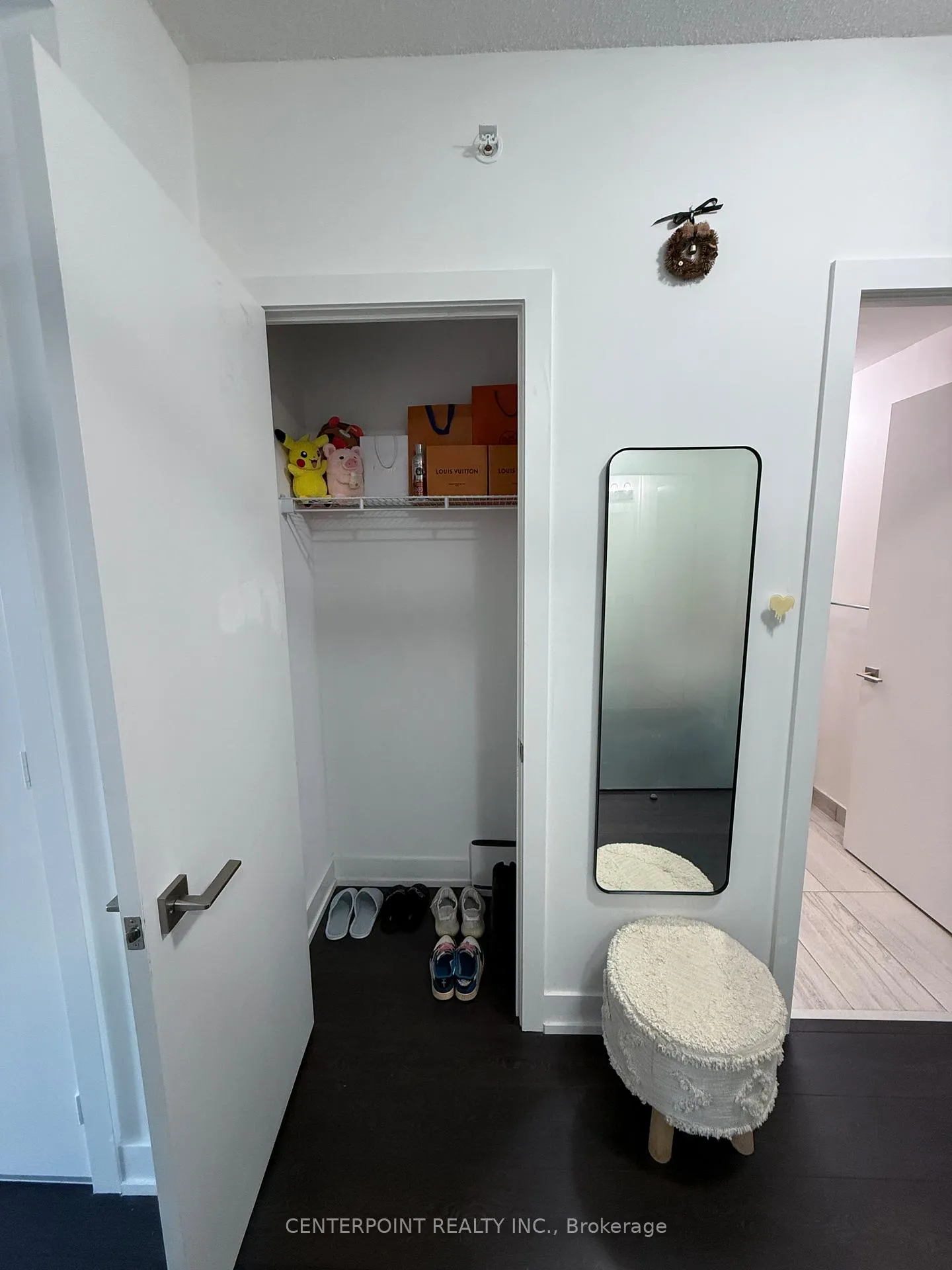 Photo 6 of Unit 212W, 268 Buchanan Drive, Markham, Unionville — HOMEH