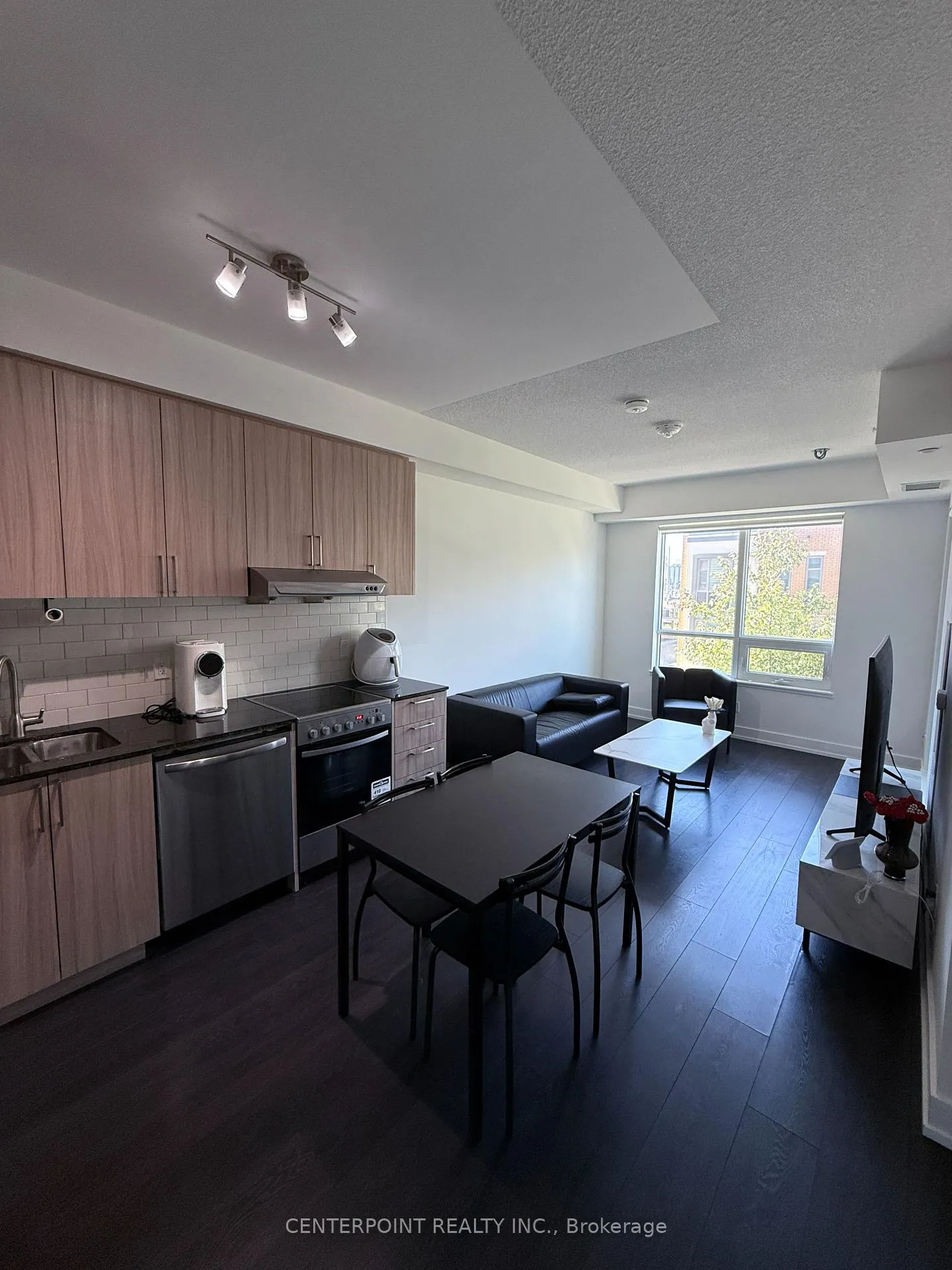 Photo 7 of Unit 212W, 268 Buchanan Drive, Markham, Unionville — HOMEH