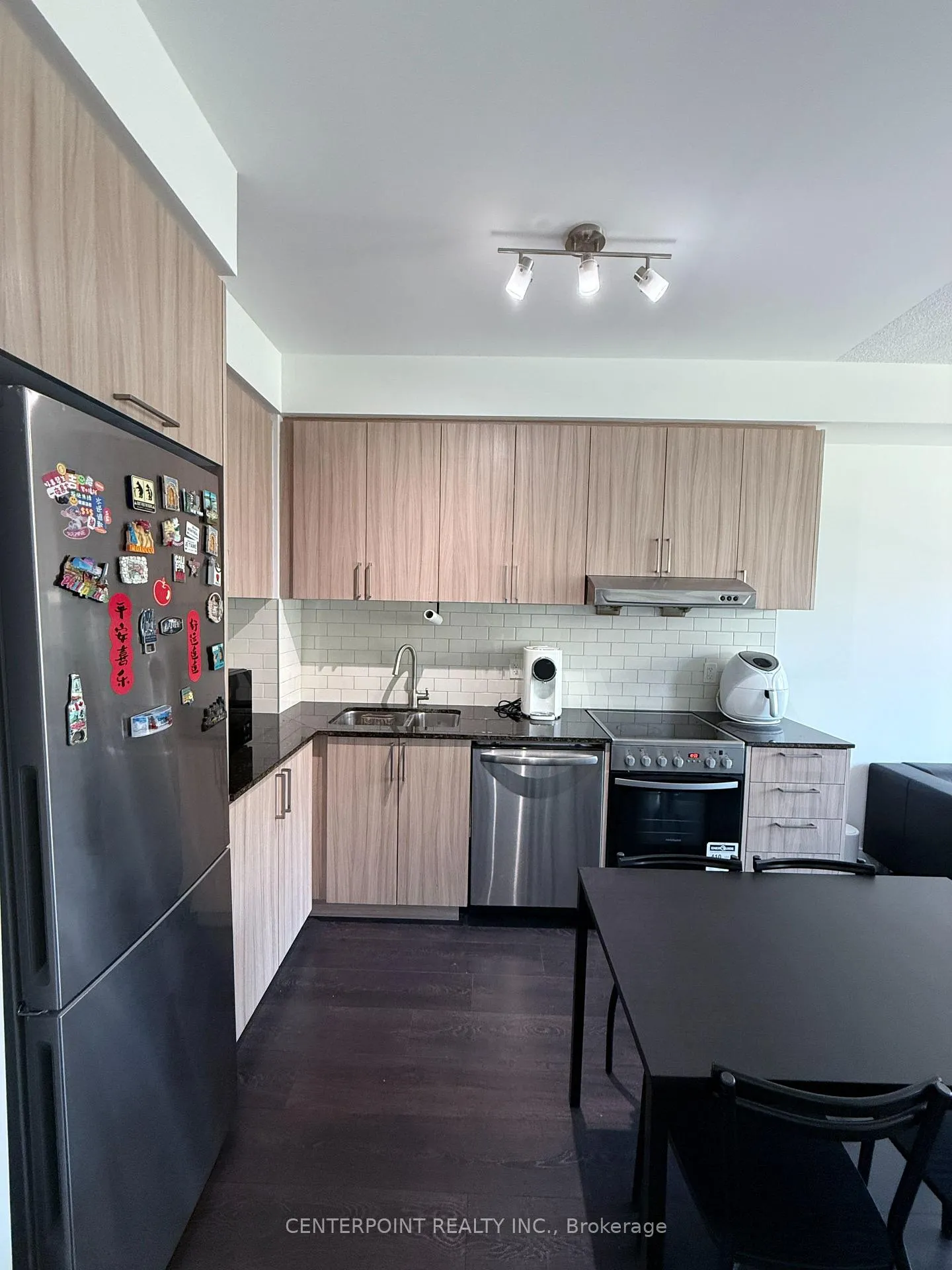 Photo 8 of Unit 212W, 268 Buchanan Drive, Markham, Unionville — HOMEH