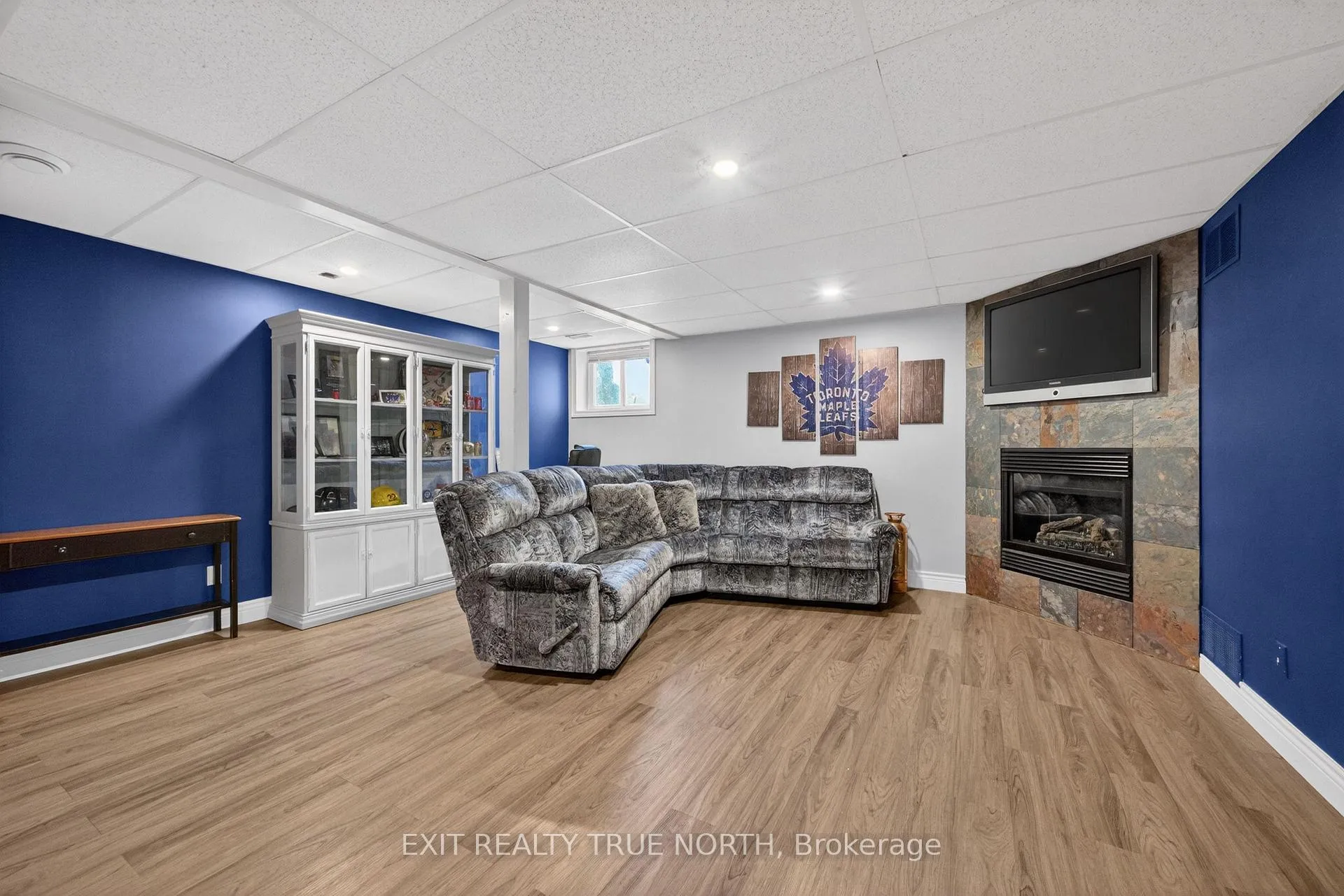 Photo 18 of 70 Knox Road W, Wasaga Beach — HOMEH