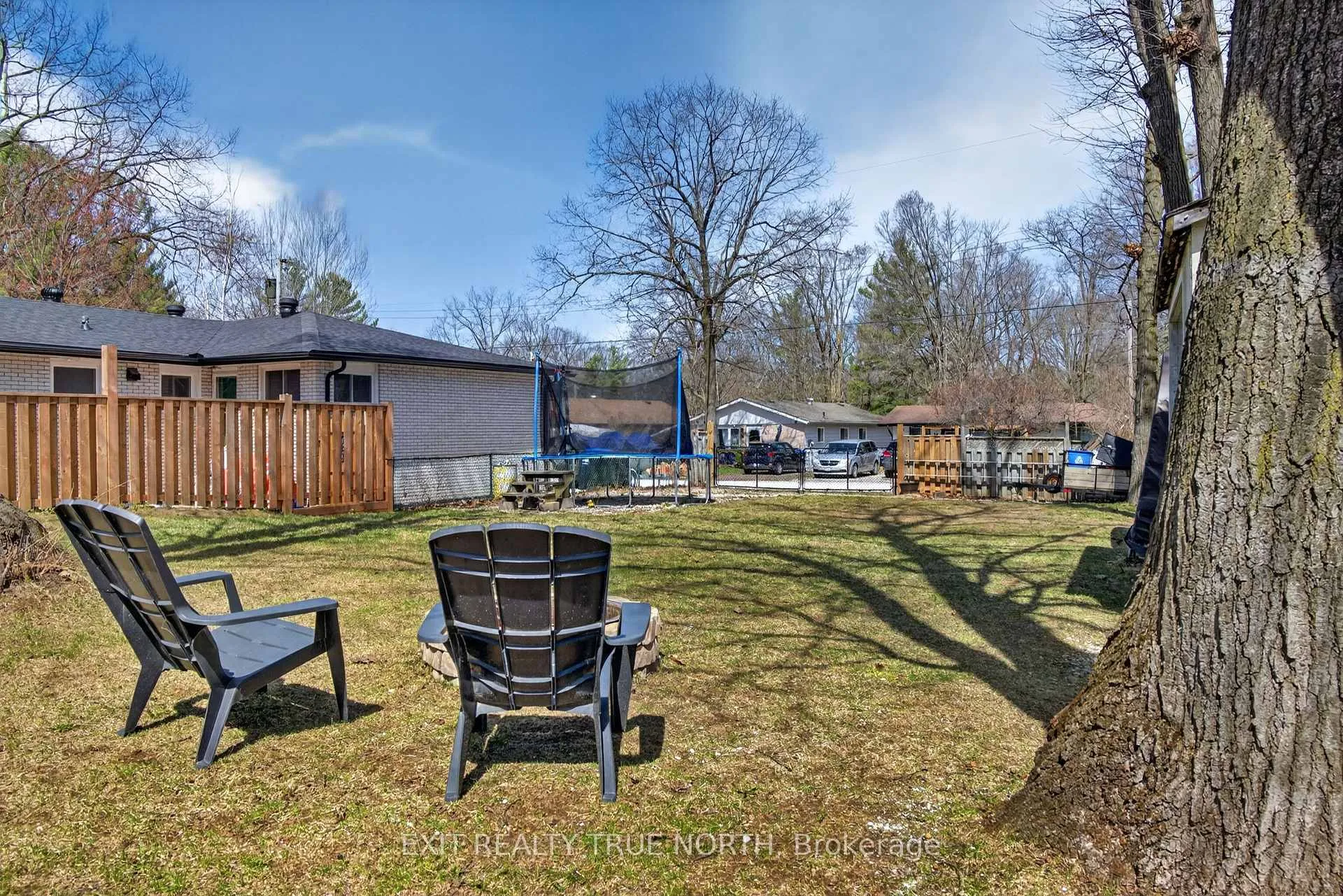 Photo 21 of 70 Knox Road W, Wasaga Beach — HOMEH