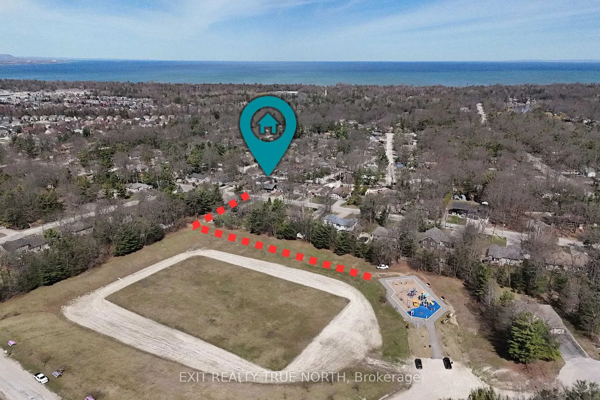 Photo 27 of 70 Knox Road W, Wasaga Beach — HOMEH