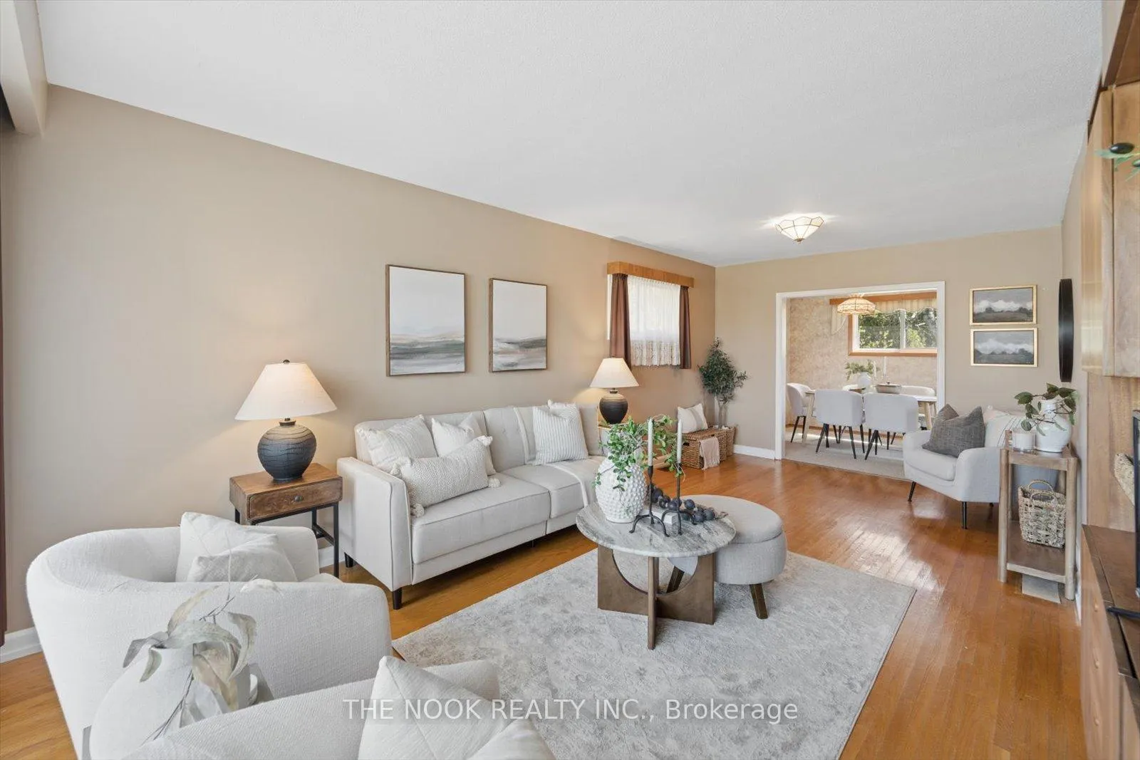Photo 4 of 645 Annapolis Avenue, Oshawa, McLaughlin — HOMEH
