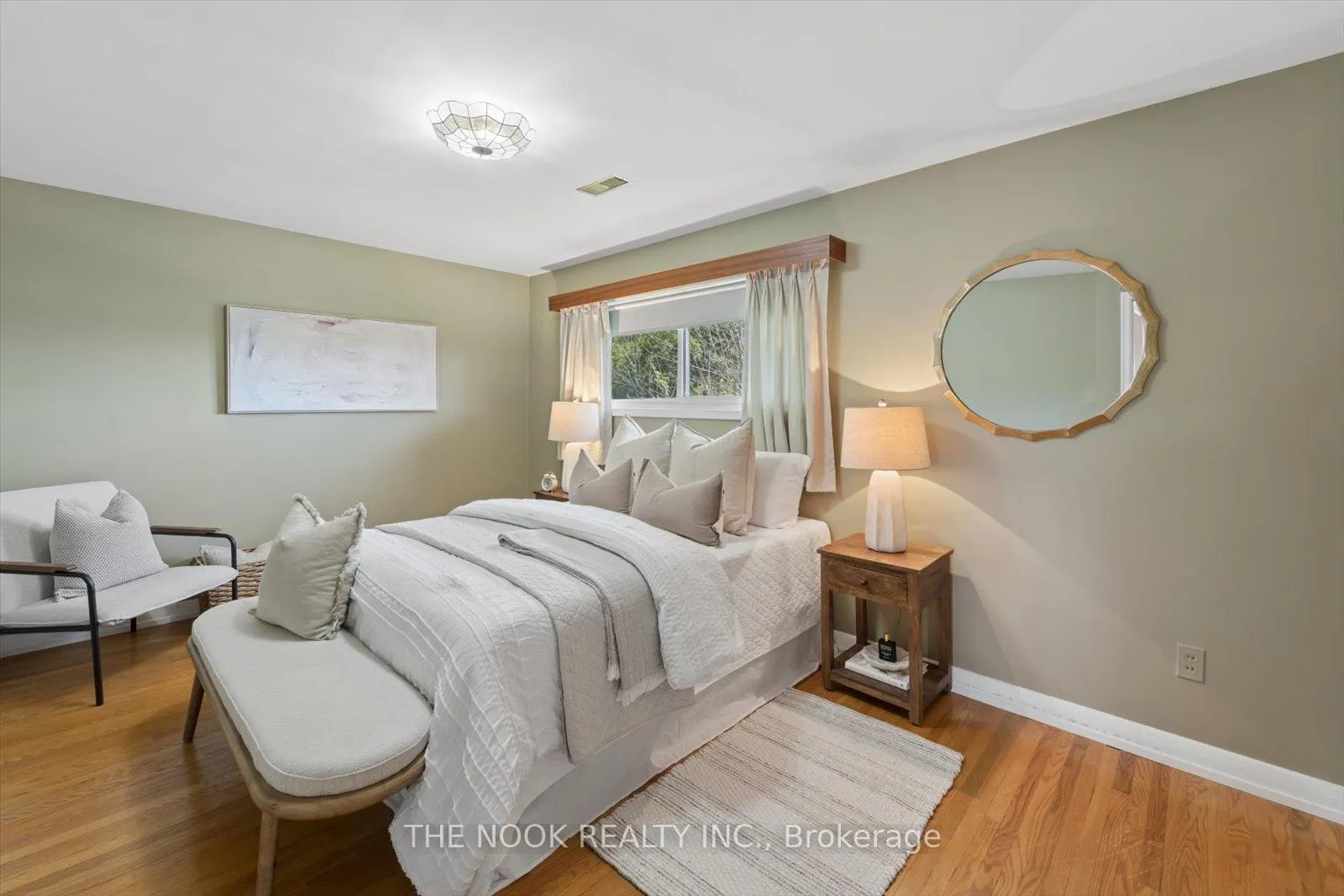 Photo 12 of 645 Annapolis Avenue, Oshawa, McLaughlin — HOMEH