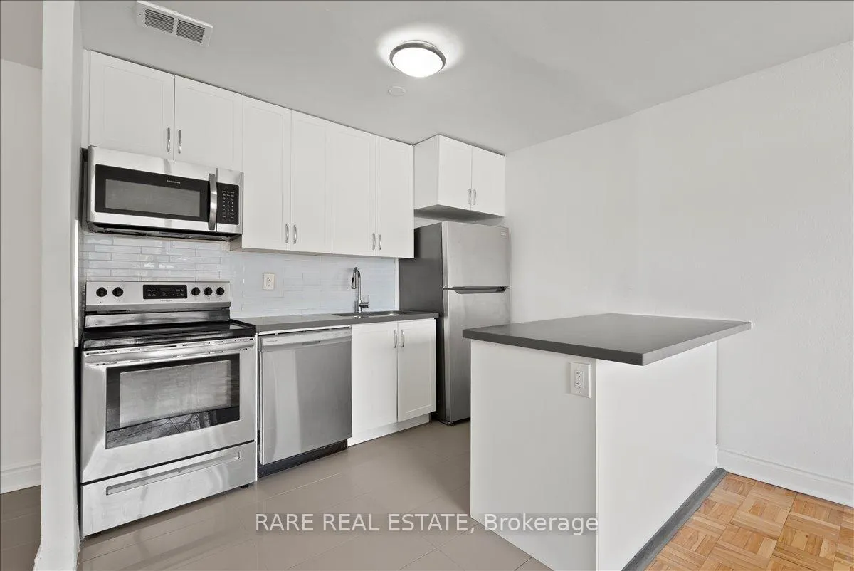 Front of Unit 103, 3101 Eglinton Ave E