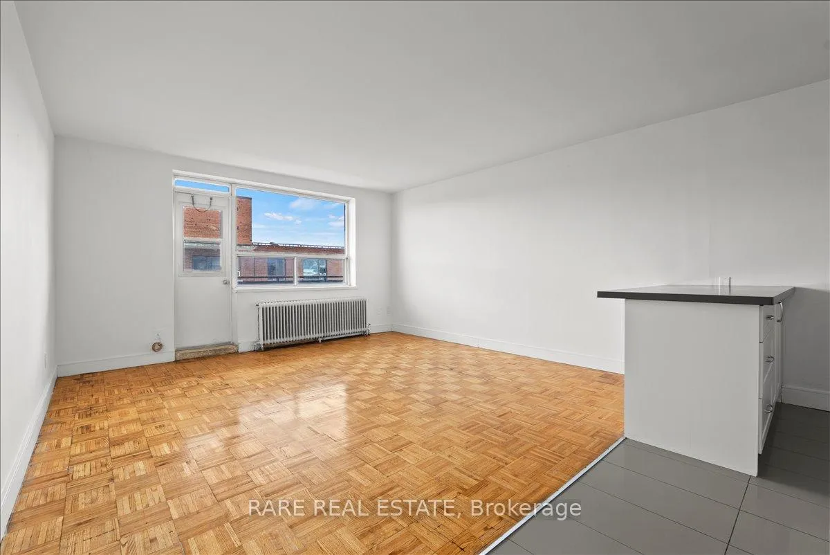 Photo 7 of Unit 603, 3111 Eglinton Avenue E, Scarborough, Scarborough Village — HOMEH